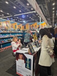 book signing author 5