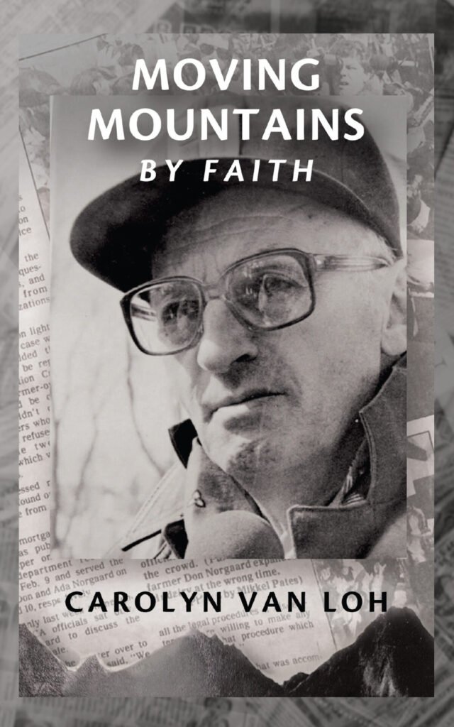Front Cover of Moving Mountains By Faith
